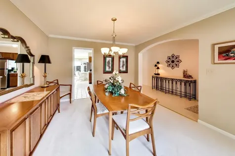 1819 North Normandy Court Arlington Heights IL 60004