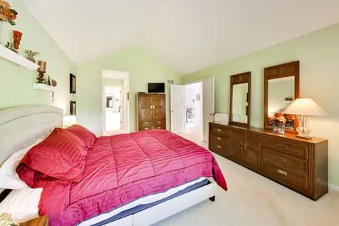1819 North Normandy Court Arlington Heights IL 60004