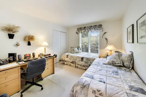 1819 North Normandy Court Arlington Heights IL 60004