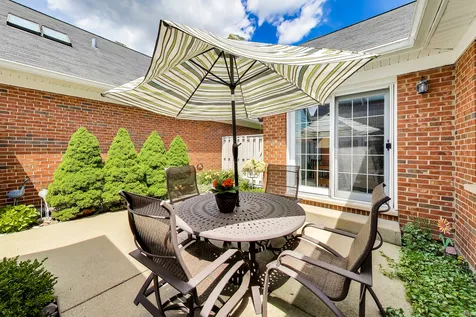 1819 North Normandy Court Arlington Heights IL 60004