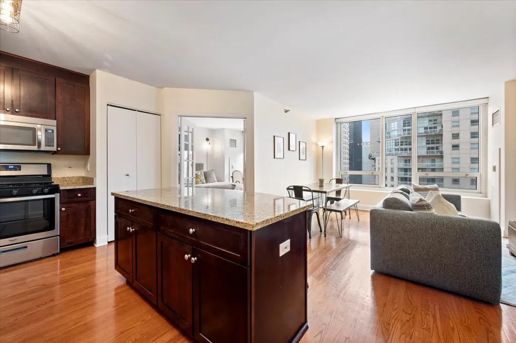 33 West Ontario Street Chicago IL 60654
