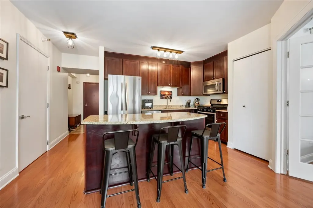 33 West Ontario Street Chicago IL 60654