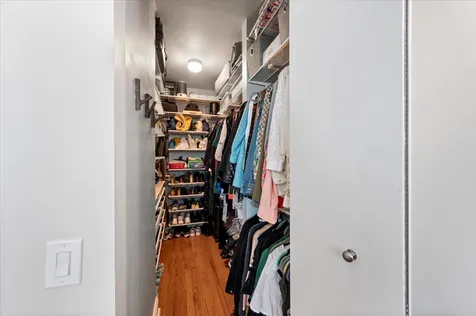 33 West Ontario Street Chicago IL 60654