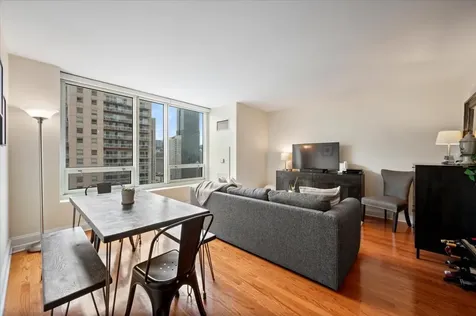 33 West Ontario Street Chicago IL 60654