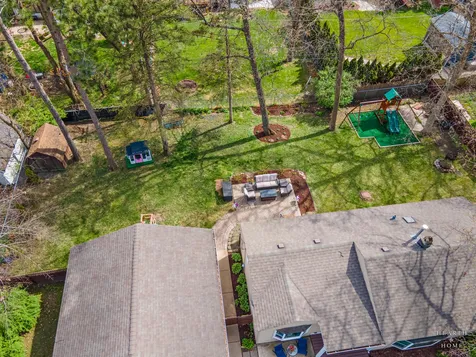8911 Pine Avenue Wonder Lake IL 60097