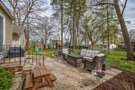 8911 Pine Avenue Wonder Lake IL 60097