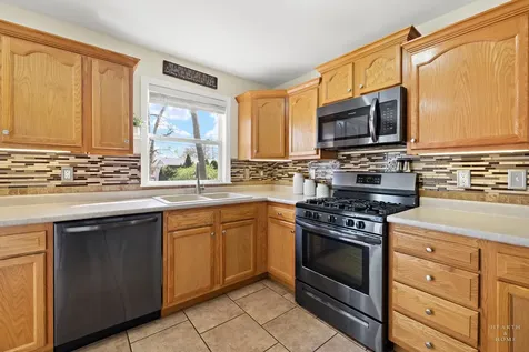 8911 Pine Avenue Wonder Lake IL 60097