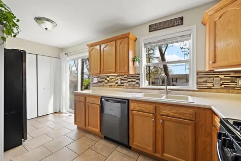 8911 Pine Avenue Wonder Lake IL 60097
