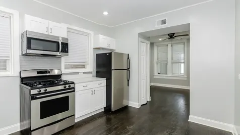 2049 West Coulter Street Chicago IL 60608
