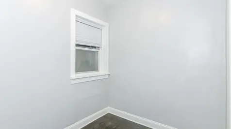 2049 West Coulter Street Chicago IL 60608