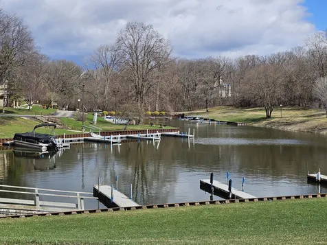 58 Vail Colony Fox Lake IL 60020