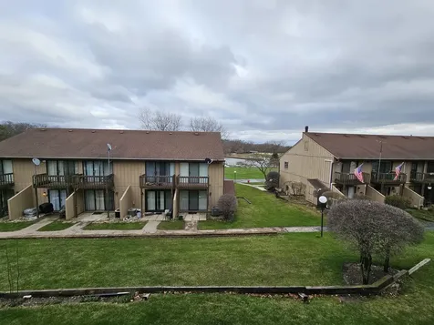 58 Vail Colony Fox Lake IL 60020