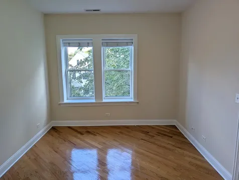 4014 North Central Park Avenue Chicago IL 60618