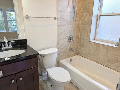 4014 North Central Park Avenue Chicago IL 60618