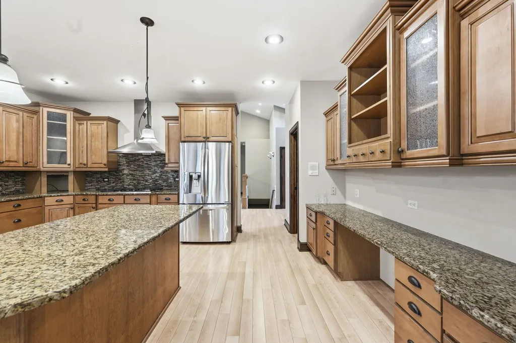 45 Burnette Drive Antioch IL 60002