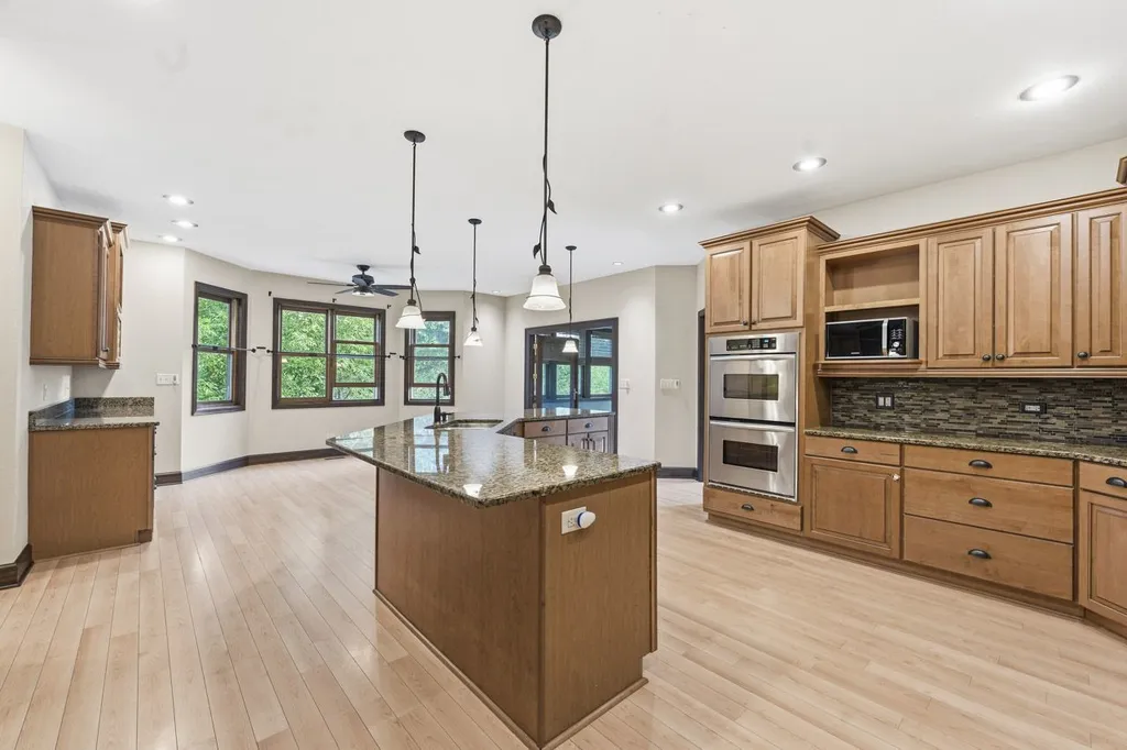 45 Burnette Drive Antioch IL 60002