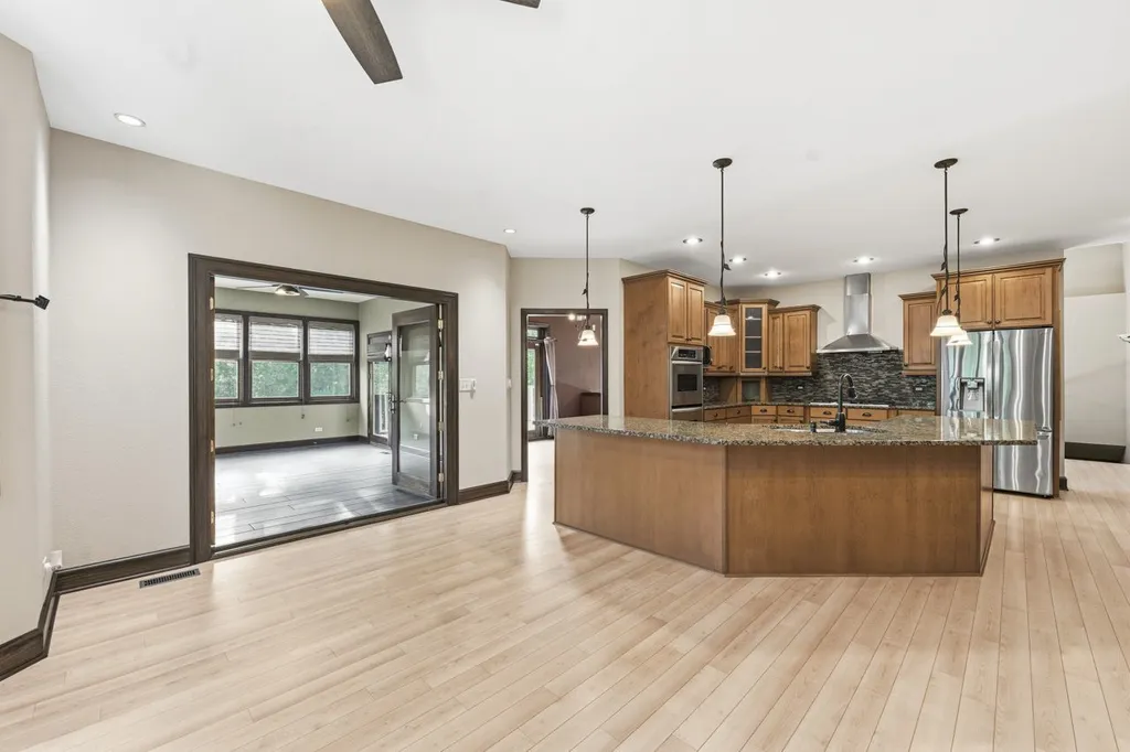45 Burnette Drive Antioch IL 60002