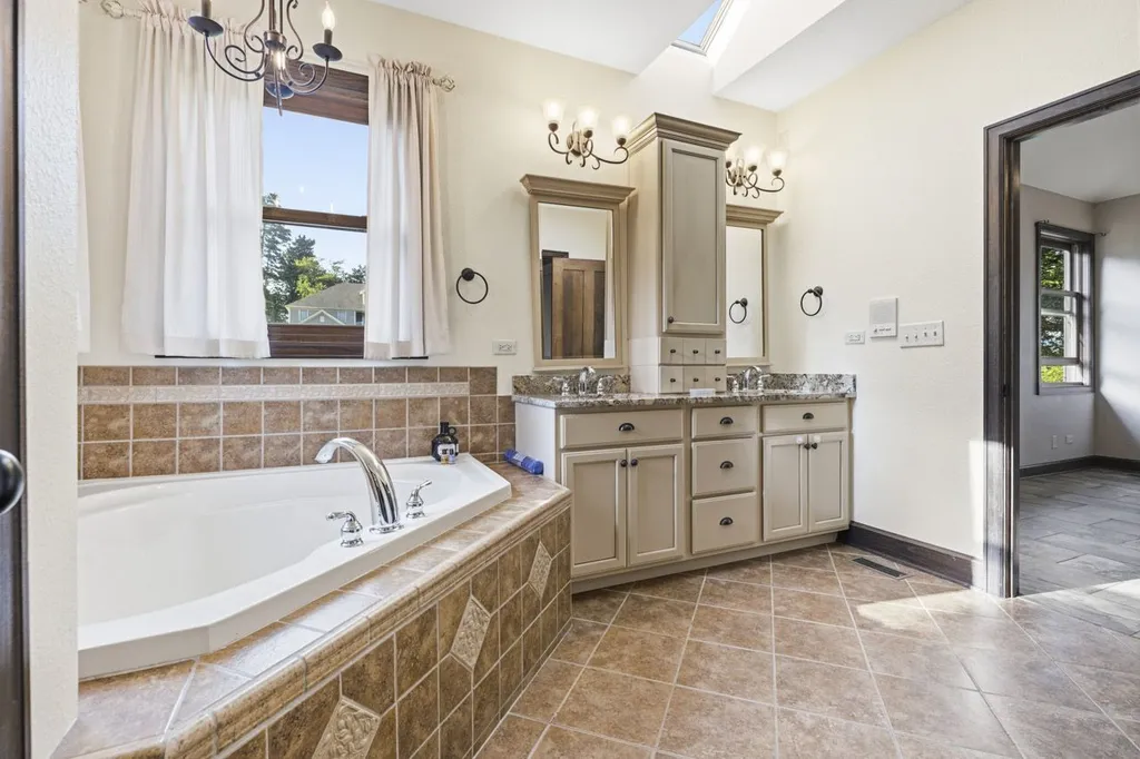 45 Burnette Drive Antioch IL 60002