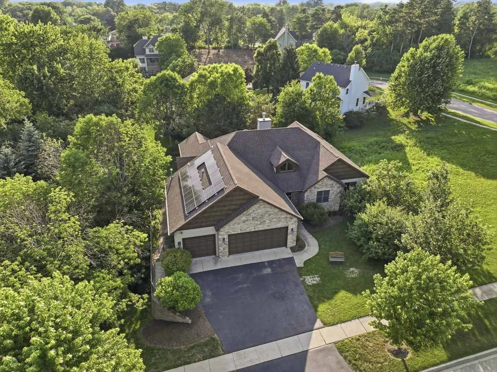 45 Burnette Drive Antioch IL 60002