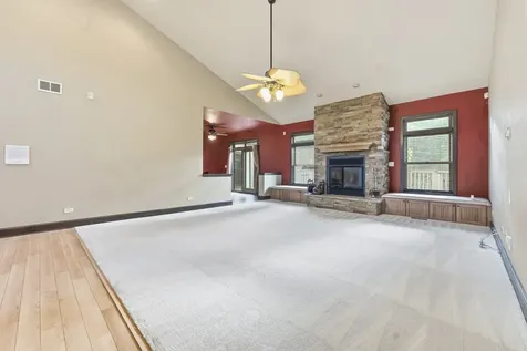 45 Burnette Drive Antioch IL 60002