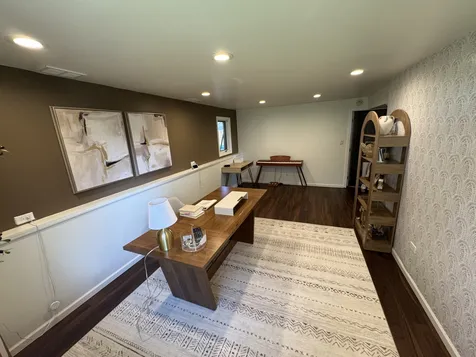 2010 Carleton Road Hoffman Estates IL 60169