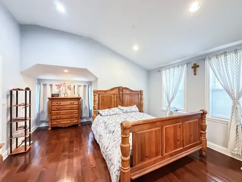 2436 Grove Avenue Berwyn IL 60402