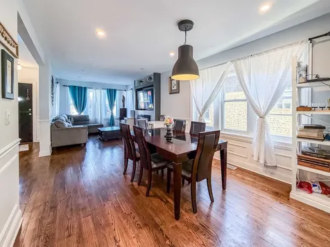 2436 Grove Avenue Berwyn IL 60402