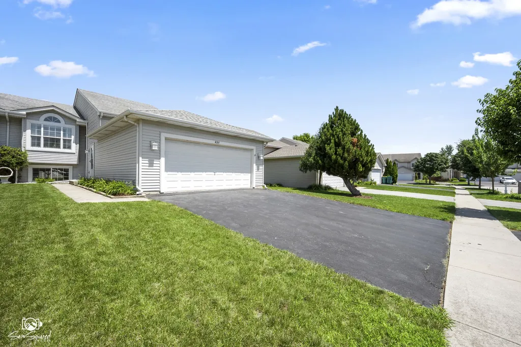 4311 Osullivan Drive Joliet IL 60431