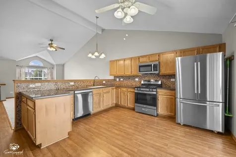 4311 Osullivan Drive Joliet IL 60431