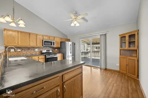 4311 Osullivan Drive Joliet IL 60431