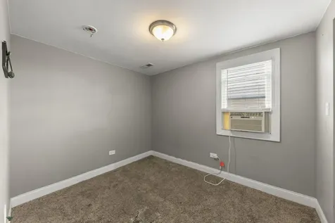8019 46TH Street Lyons IL 60534