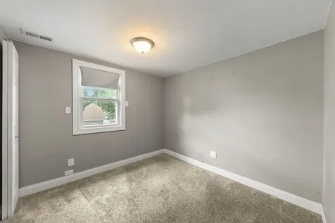 8019 46TH Street Lyons IL 60534