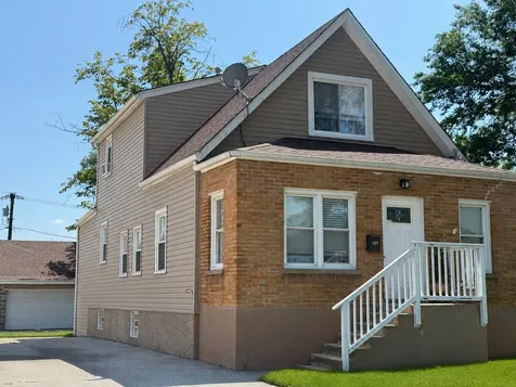 8019 46TH Street Lyons IL 60534