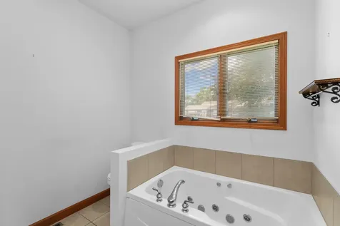 406 East Knights Road Sandwich IL 60548