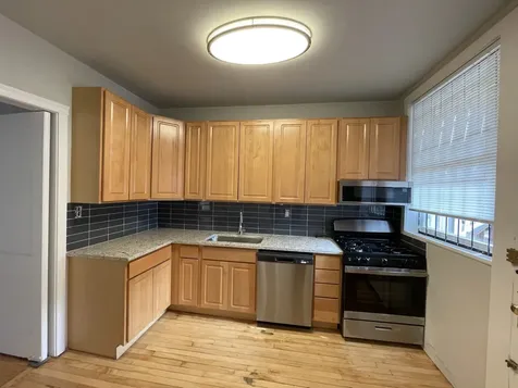 1955 West Sunnyside Avenue Chicago IL 60640