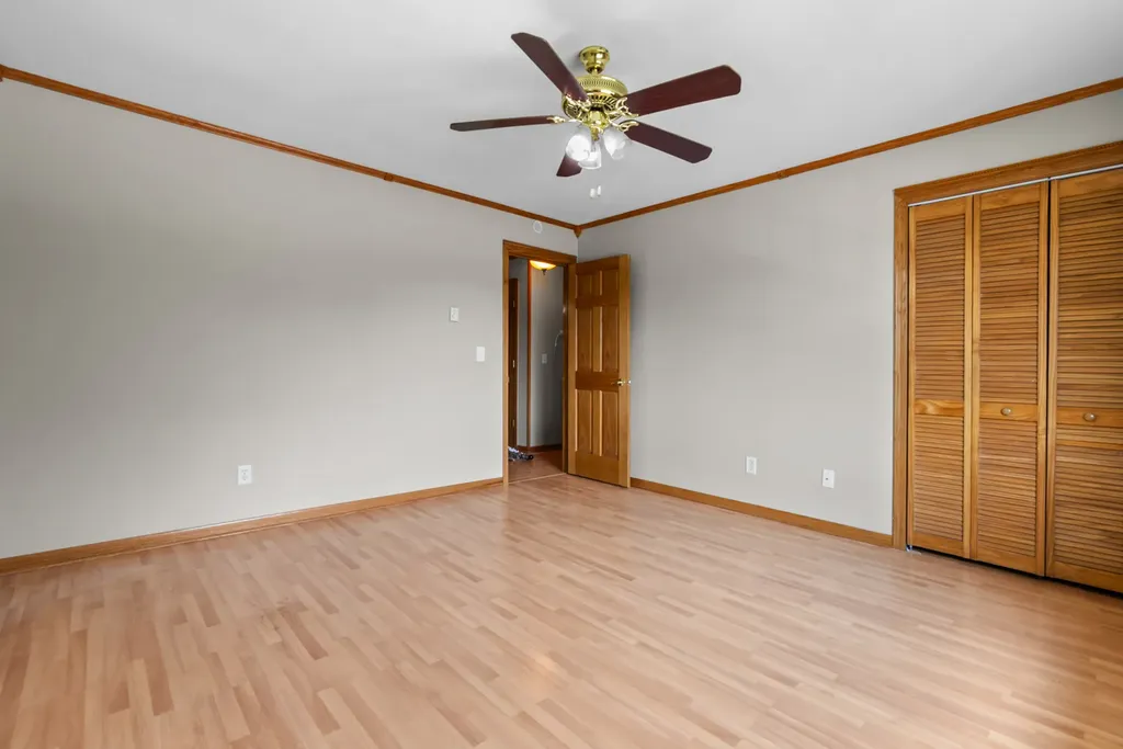 1072 North Highland Avenue Aurora IL 60506