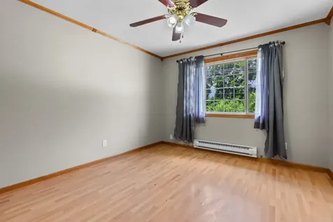 1072 North Highland Avenue Aurora IL 60506
