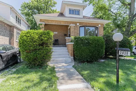 2039 South 12th Avenue Maywood IL 60153