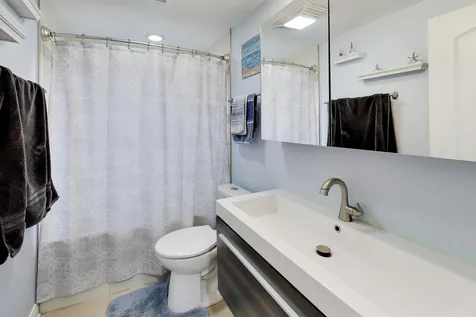 7937 West Elmgrove Drive Elmwood Park IL 60707