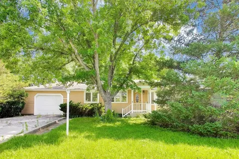 20831 North Maple Court Deerfield IL 60015