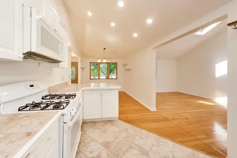 20831 North Maple Court Deerfield IL 60015