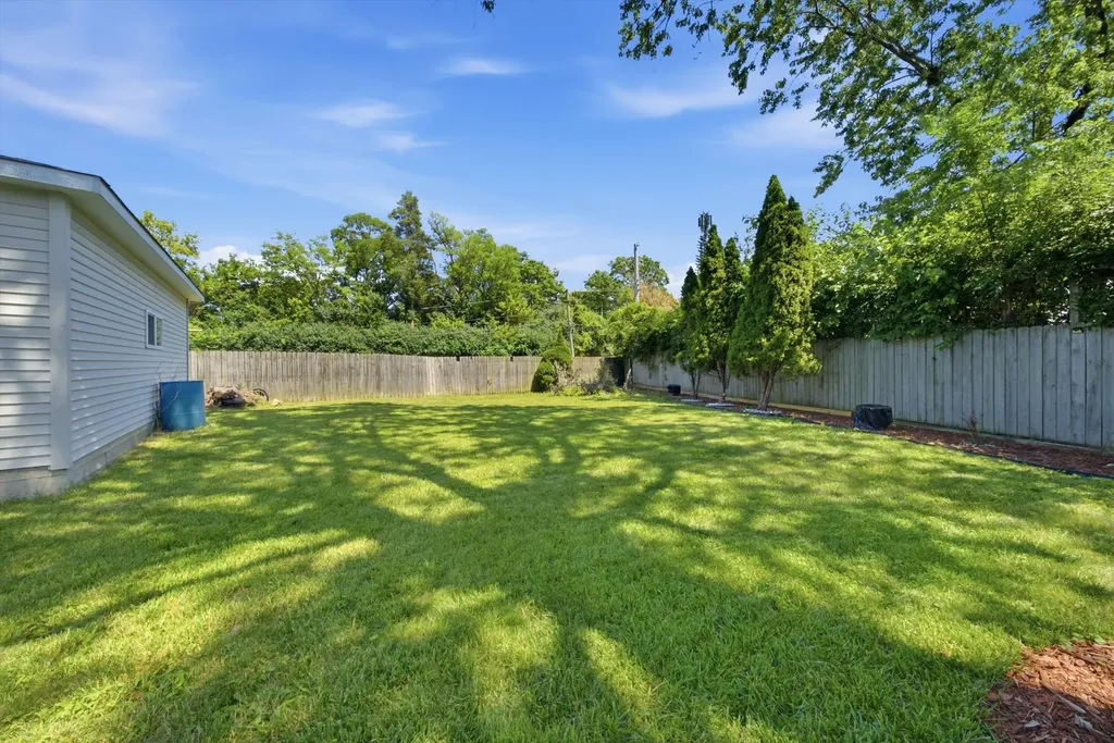 15W425 Victory Parkway Elmhurst IL 60126