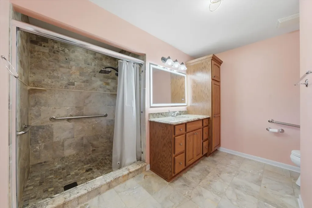 15W425 Victory Parkway Elmhurst IL 60126