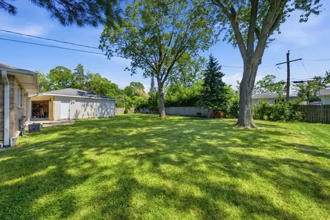 15W425 Victory Parkway Elmhurst IL 60126