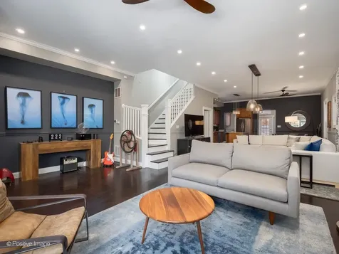 2120 West Race Avenue Chicago IL 60612