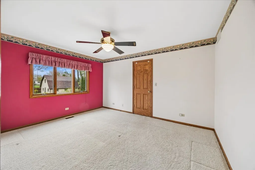 6037 Dunham Road Downers Grove IL 60516