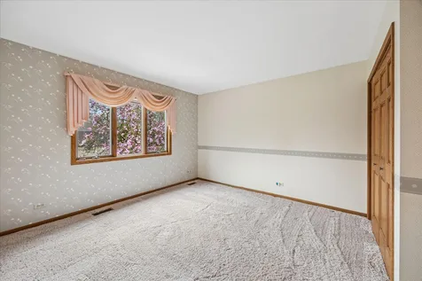 6037 Dunham Road Downers Grove IL 60516