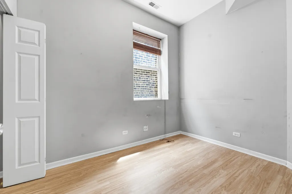 327 South Richmond Street Chicago IL 60612