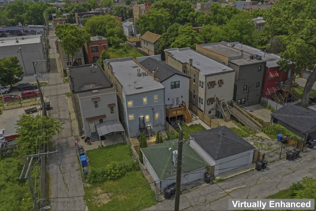 327 South Richmond Street Chicago IL 60612