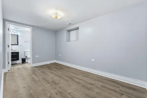 327 South Richmond Street Chicago IL 60612